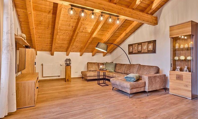 Silberberg Apartment | 100 m² Apartment ∙ 2 bedrooms ∙ 4 guests