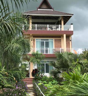 Det Udom Resort | 100 m² Resort ∙ 2 guests