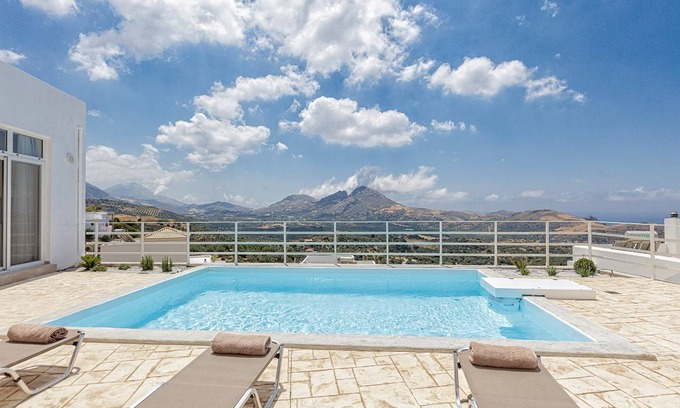Mariou Villa | 100 m² Villa ∙ 2 bedrooms ∙ 4 guests