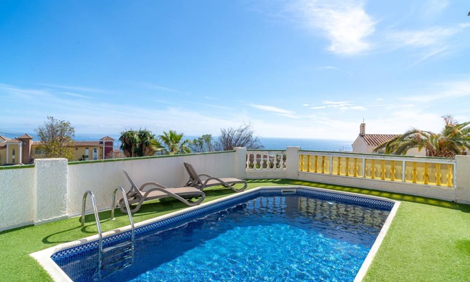 Nerja Villa | 100 m² Villa ∙ 2 bedrooms ∙ 5 guests