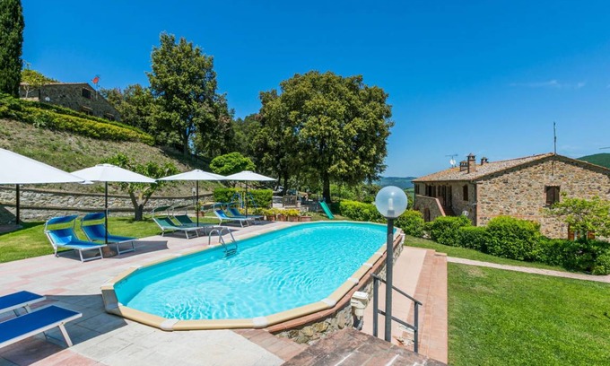 Volterra Villa | 100 m² Villa ∙ 3 bedrooms ∙ 7 guests
