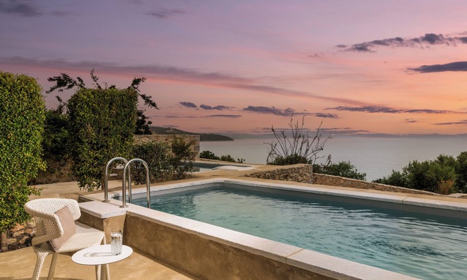 East Mani Hotel | 100 Rizes Seaside Resort - Small Luxury Hotels of The World
