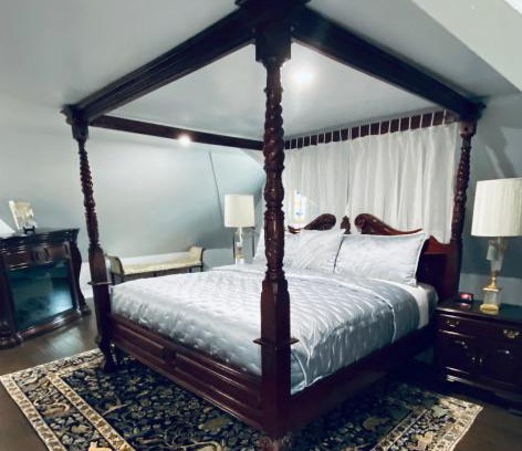 Gananoque Bed & Breakfast | 1000 Islands Bed and Breakfast-The Bulloch House