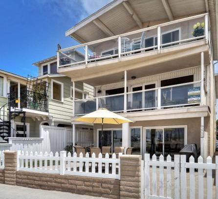 Balboa Peninsula Apartment | 1005 E Balboa 2