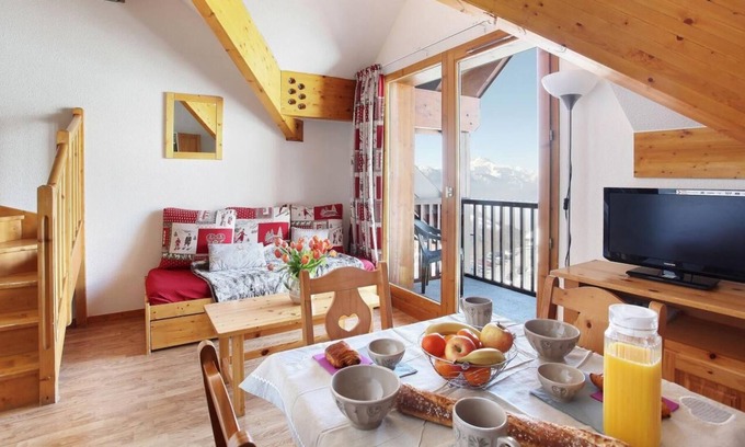 Montgellafrey Apartment | 100m from ski lifts, parking, tv, ski locker, 25m², Saint-François Longchamp