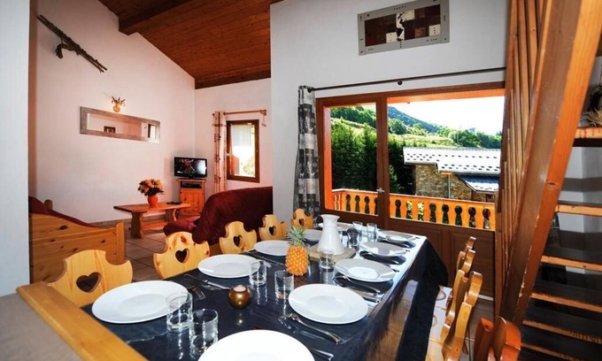 Le Bettaix Apartment | 100m from ski slopes, fitness, sauna, terrace, balcony, parking, tv, 72m², Les Menuires