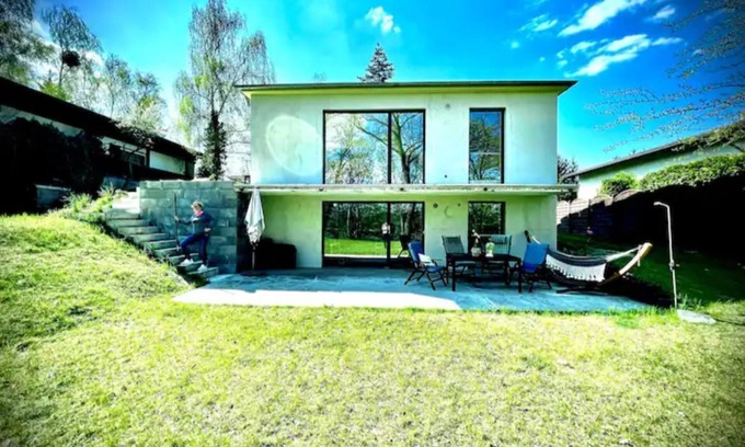 Caputh Apartment | 100m2 apartment in a house by the lake + garden near Potsdam