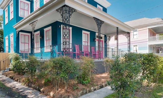Thomas Square House | 101 East 40th Street