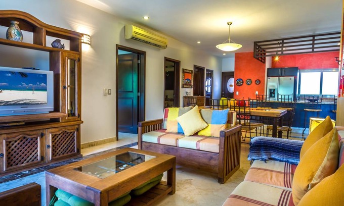 Playacar Condo | 102 m² Condo ∙ 3 bedrooms ∙ 6 guests