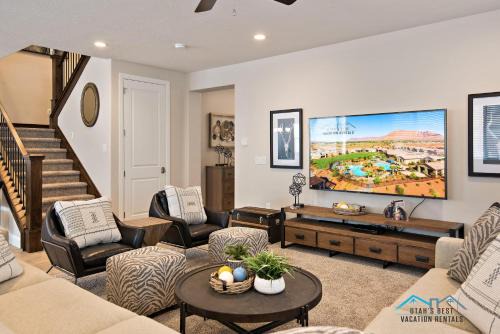Santa Clara House | 102| Sun Country Cove in St George with Private Hot Tub