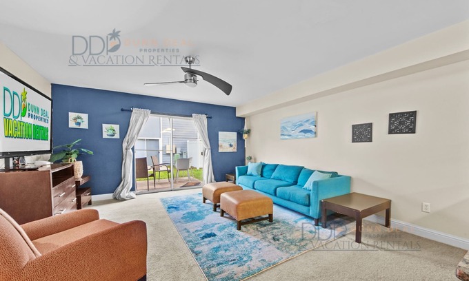 Biloxi Condo | 104 Oak Shores Just a short walk to the beach!