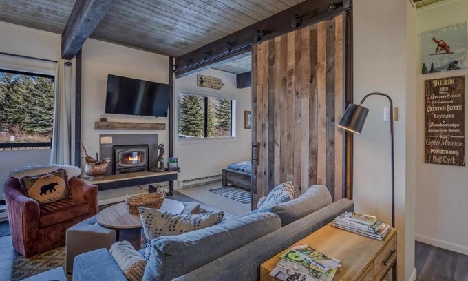 Steamboat Springs Apartment | 1040 Remodeled Ski in Ski out Condo on the Slopes