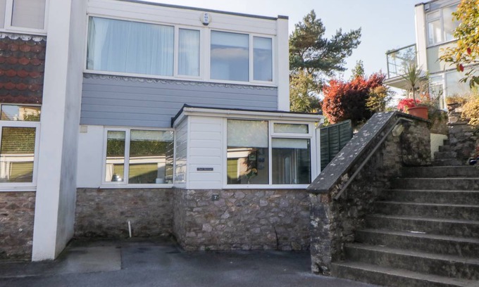 Stoke Gabriel Cottage | 105 m² Cottage ∙ 2 bedrooms ∙ 4 guests