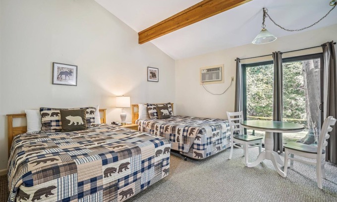 West Bridgewater Hotel | 105 Two Queen Bed Standard Hotel Room 1st floor w/outdoor heated pool