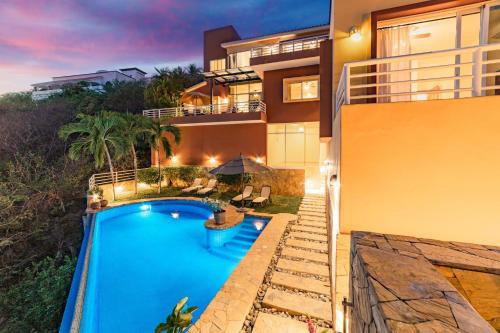 Santa Maria Huatulco Villa | 1067 - Villa Diamante