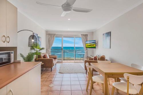 North Creek Apartment | 10T Beachfront Apartments