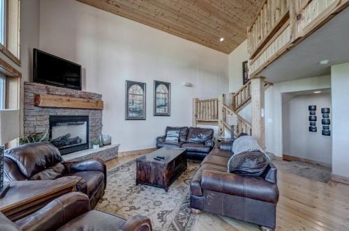 Deadwood Ski Chalet | 11 Bedrooms Chalets In Lead
