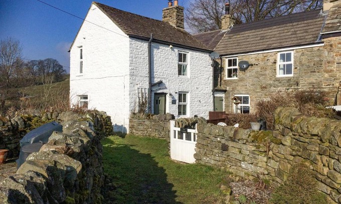 Eastgate House | 11 High Town
