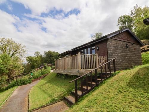 Combe Martin House | 11 Manleigh Park