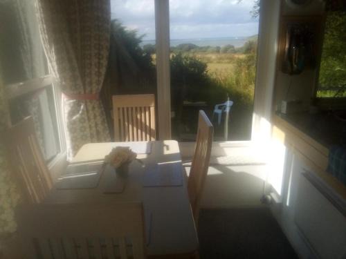 Cowes Other | 11 Oaklands
