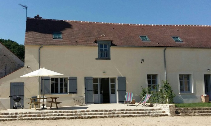 Maurepas House | 11-person gite in the heart of a historic site (4 stars). Ideal for JO 2024