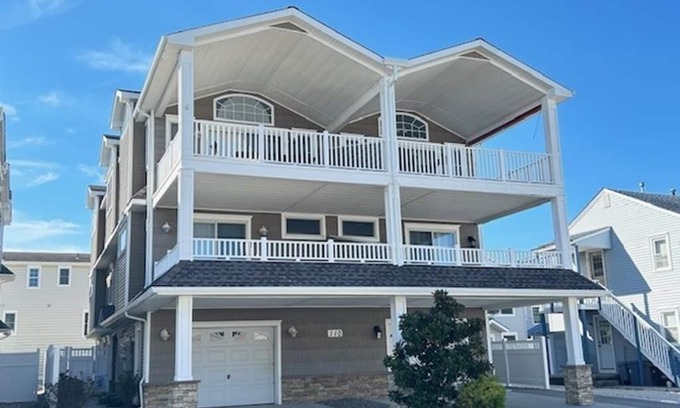 Townsend's Inlet Condo | 110 82nd Street East