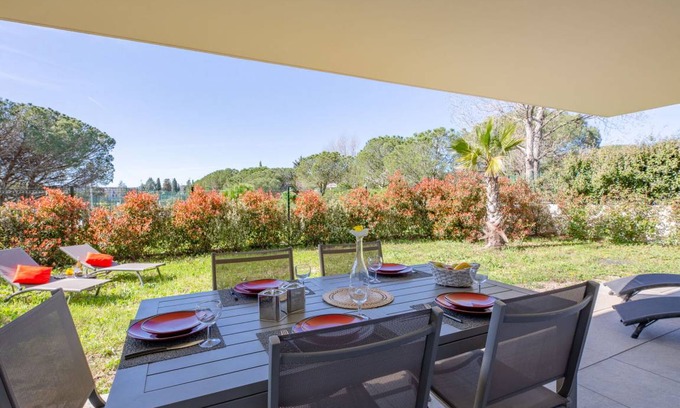 Frejus Apartment | 110 m² Apartment ∙ 3 bedrooms ∙ 7 guests