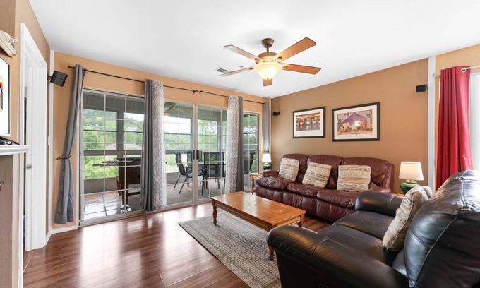 Branson Condo | 110 m² Condo ∙ 2 bedrooms ∙ 5 guests