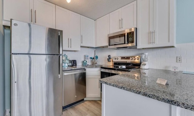 Wilmington Beach Condo | 1108 Ocean Serenity 1 Bedroom Condo