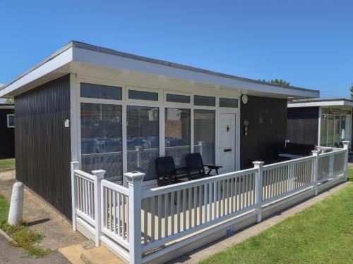 Chapel Saint Leonards House | 114 Cherry Park