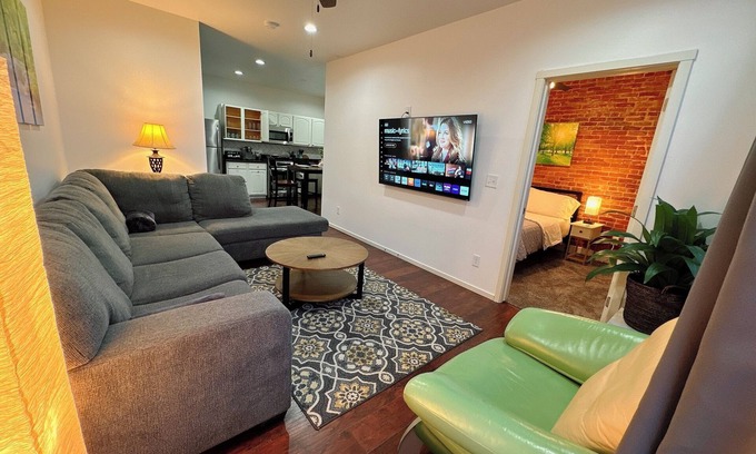Dubuque Apartment | 115#201-Spacious 3-bedroom apartment with WiFi, AC in charming Dubuque