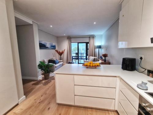 Hermanus City-Centre Apartment | 116 The Esplanade