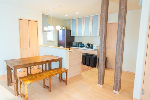 Nanporo Apartment | 12歳まで無料ペット大人数可札幌富良野千歳に行ける便利な中間地点