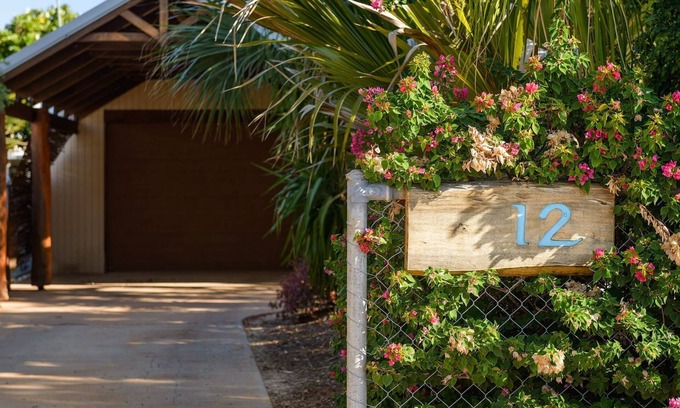 Exmouth House | 12 Farley Street - Perfect Garden Oasis