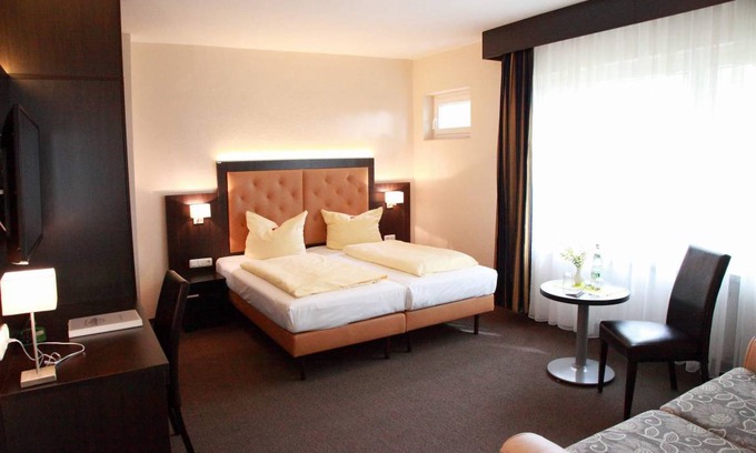 Ovelgoenne Hotel | 12 m² Hotel ∙ 2 guests