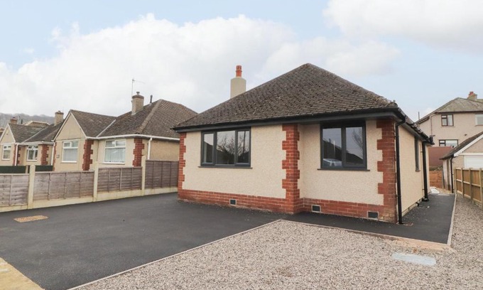 Bolton Le Sands House | 12 Merefell Road