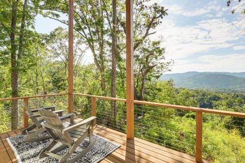 Weaverville House | 12 Mi to Asheville Mtn-View Gem in Weaverville