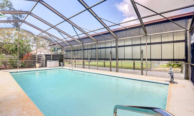 Trailer Estates House | 12 Mi to Beach Cottage with Pool in Bradenton