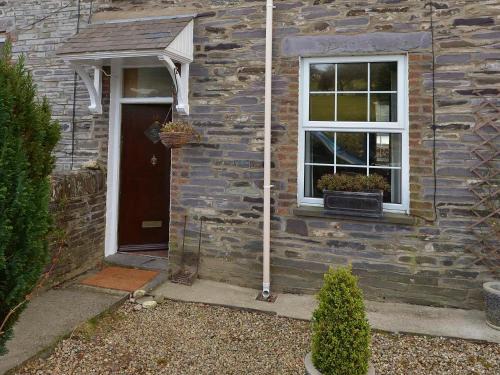 Caernarfon House | 12 Victoria Terrace