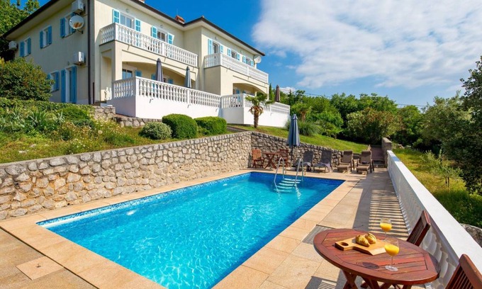 Martina Other | 120 m² Accommodation ∙ 3 bedrooms ∙ 6 guests