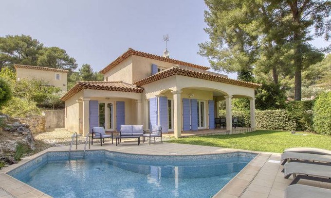 La Cadiere-d'Azur House | 120 m² House ∙ 3 bedrooms ∙ 6 guests