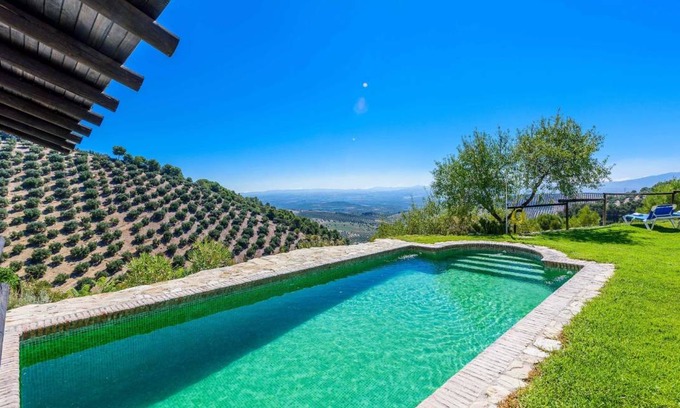 Montefrio House | 120 m² House ∙ 4 bedrooms ∙ 7 guests