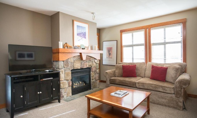 Salt Lake Mountain Resorts Apartment | 1202 - Two Bedroom Standard Eagle Springs West condo