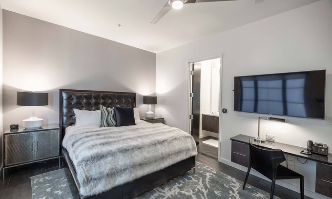 West End Hotel | 121 Hotel by AvantStay | Chic & Modern Superior Suite In Ideal Nashville!