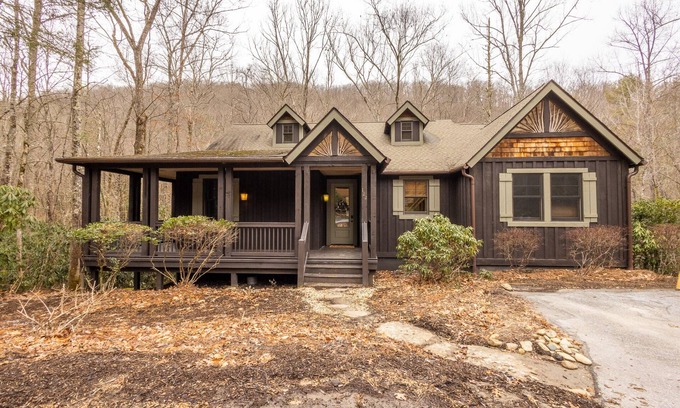 Bear Lake Reserve Cottage | 122 Millstone Lane at Bear Lake Reserve
