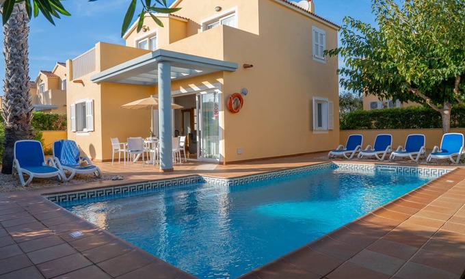 Son Carrio Villa | 125 m² Villa ∙ 3 bedrooms ∙ 5 guests