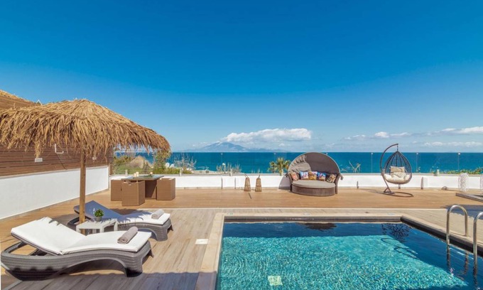 Neromilos Villa | 125 m² Villa ∙ 3 bedrooms ∙ 6 guests