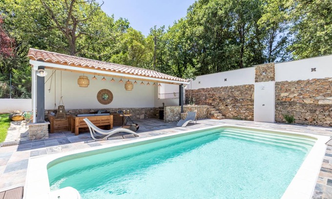 Pougnadoresse Villa | 125 m² Villa ∙ 4 bedrooms ∙ 10 guests