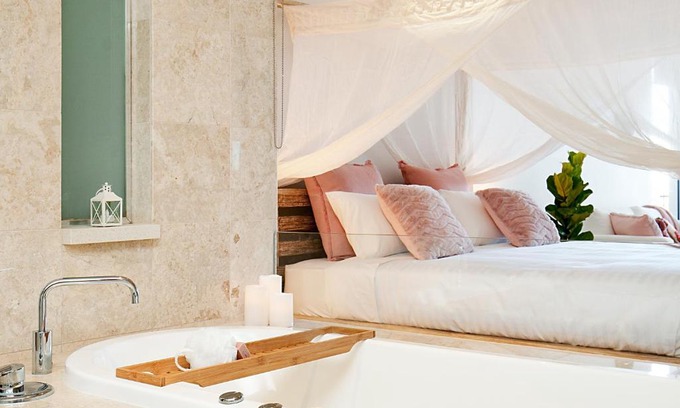 Casuarina Apartment | 128 Santai - Stylish Resort Apartment by uHoliday