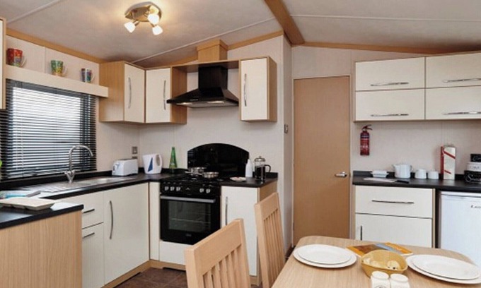 Wigton House | 12ft-wide caravan with one double and two twin.